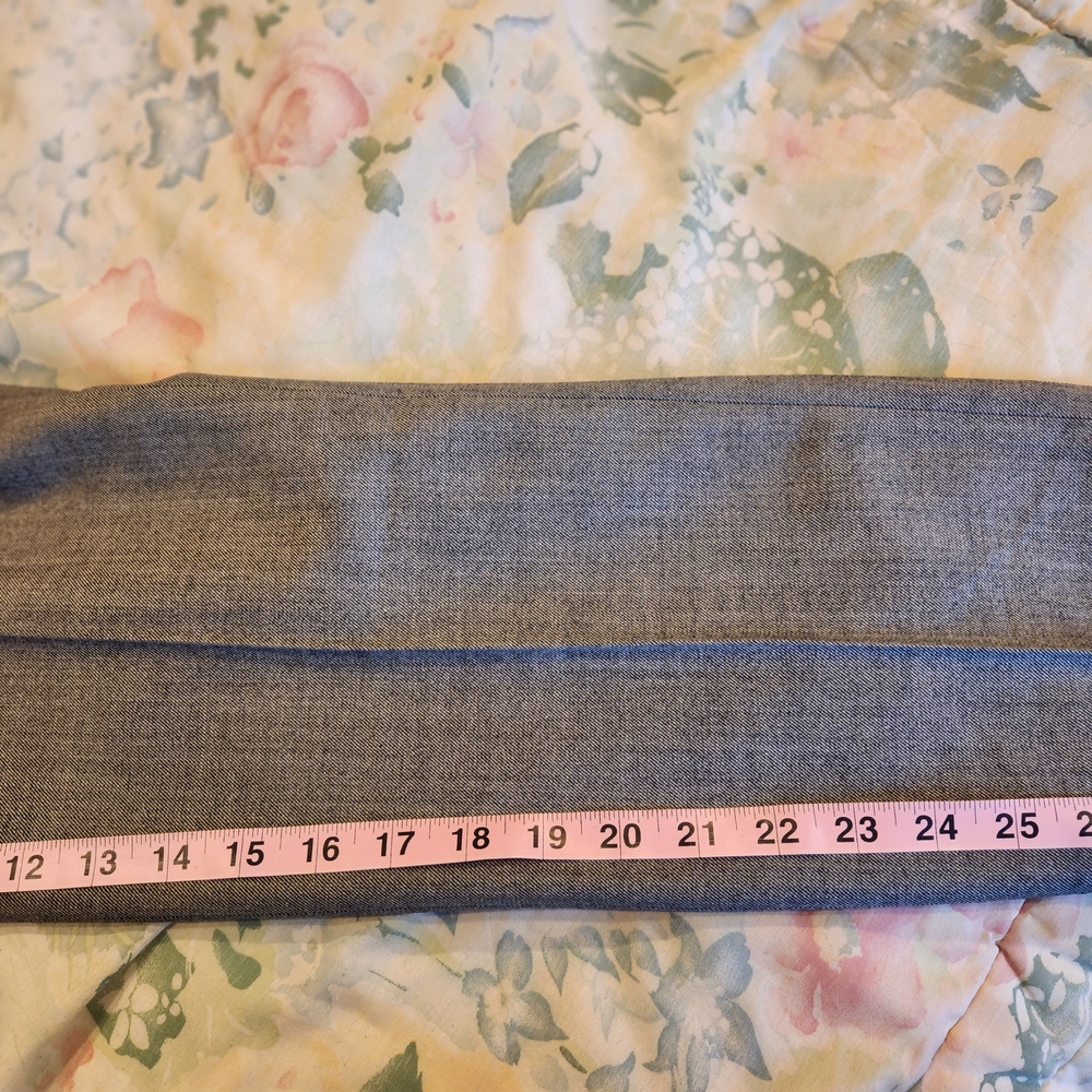 Banana Republic Gray Straight Leg Pants - Picture 6 of 8